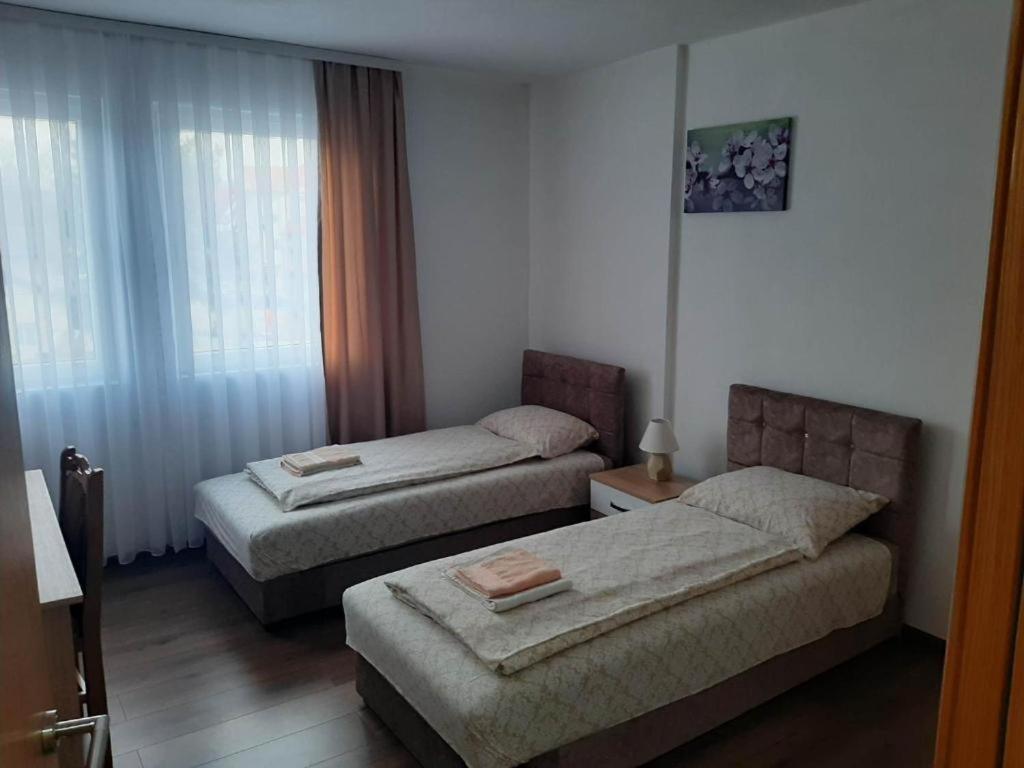 Apartmani Centar Сеница Экстерьер фото