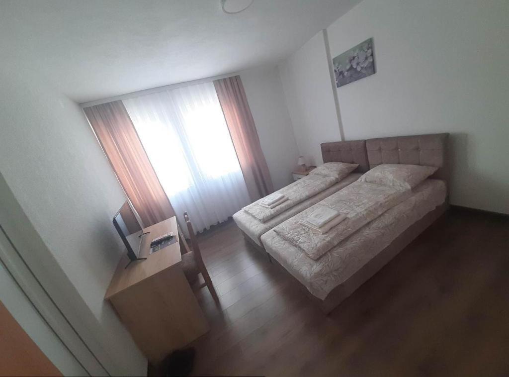 Apartmani Centar Сеница Экстерьер фото