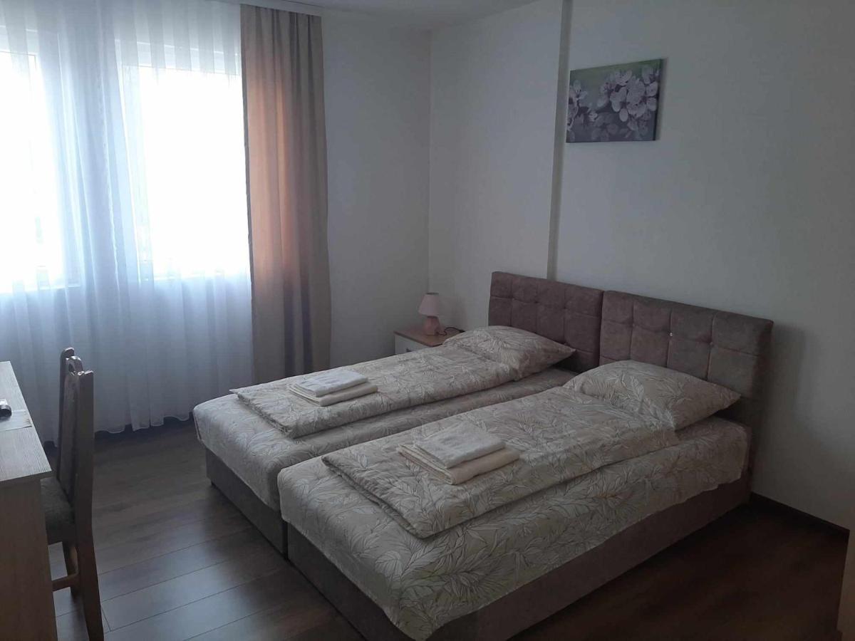 Apartmani Centar Сеница Экстерьер фото
