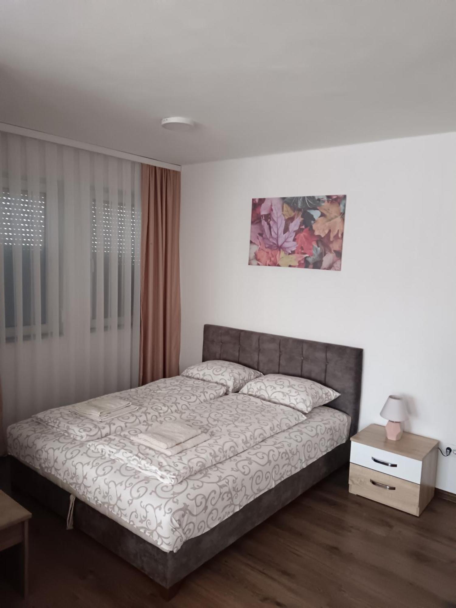 Apartmani Centar Сеница Экстерьер фото