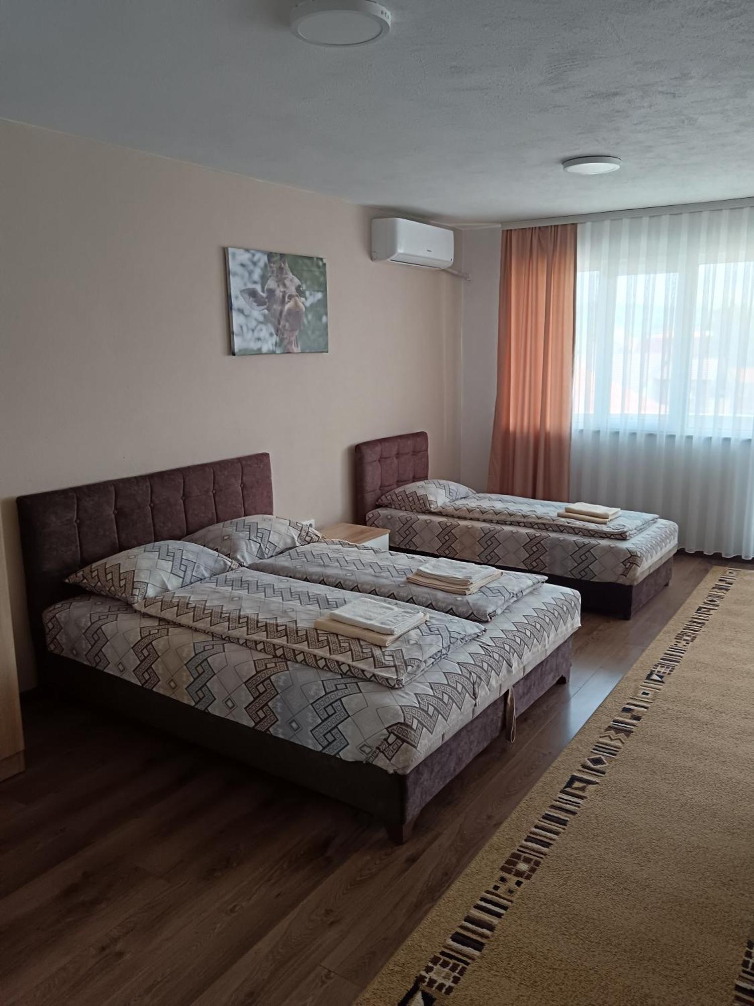 Apartmani Centar Сеница Номер фото